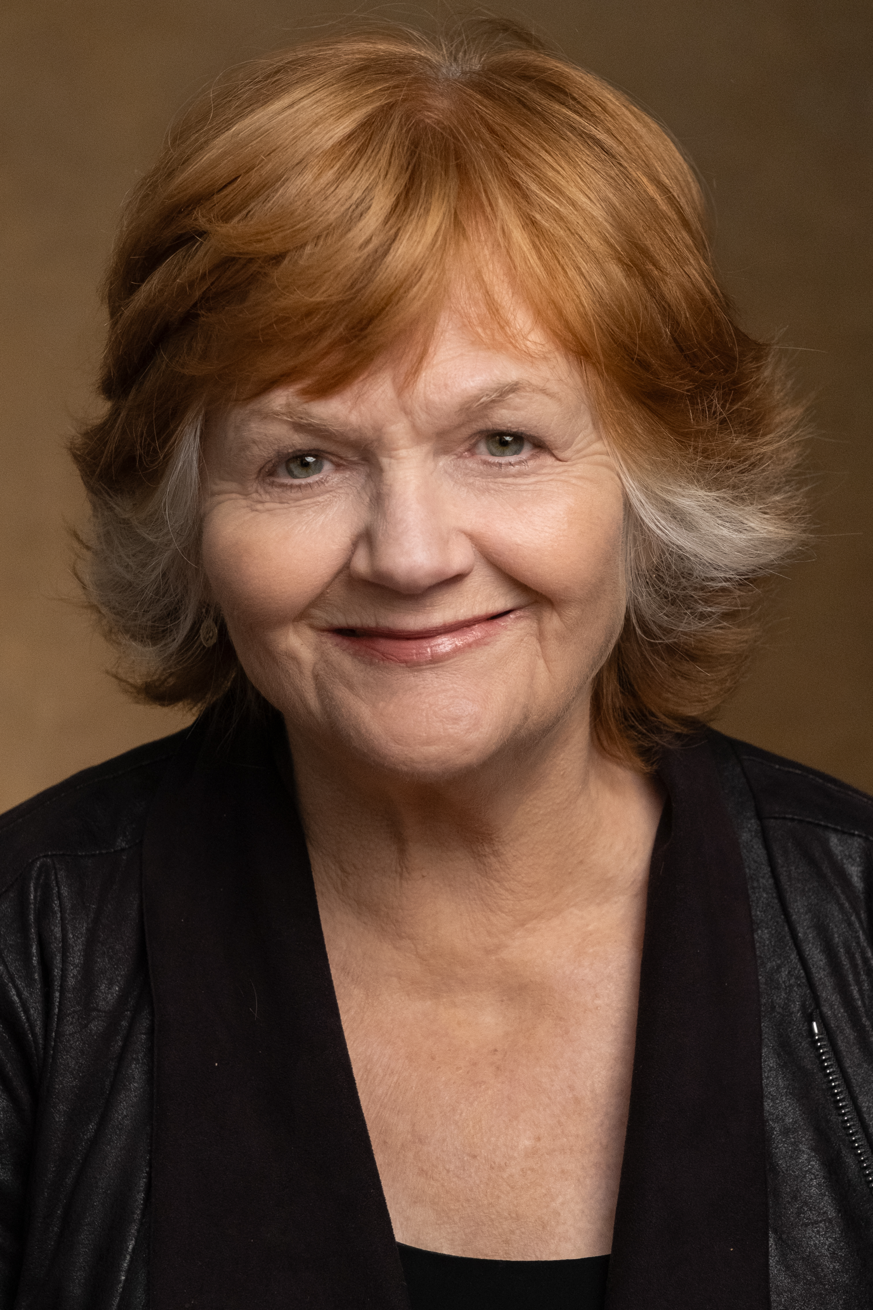 Lesley Nicol