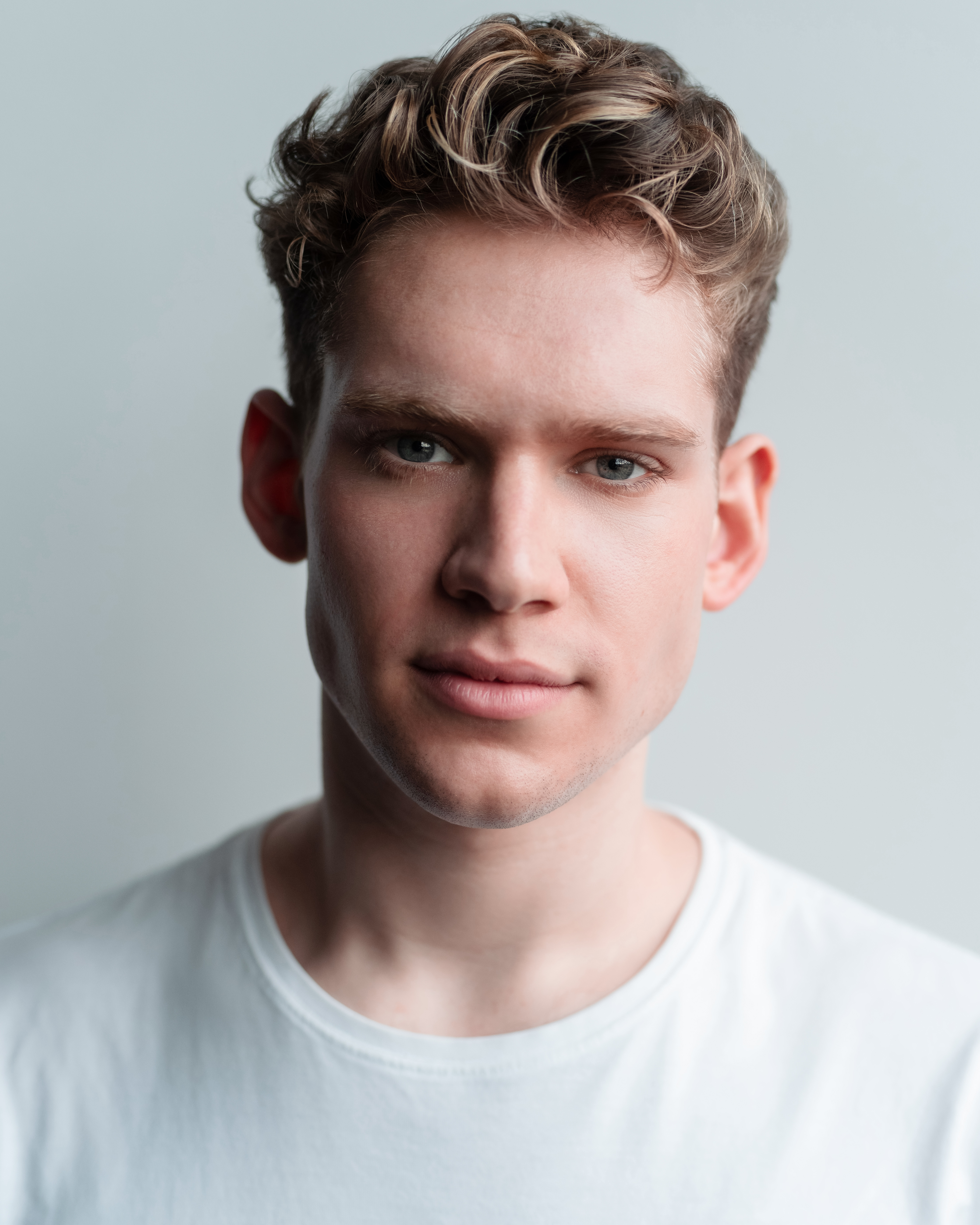 Maxim Ays
