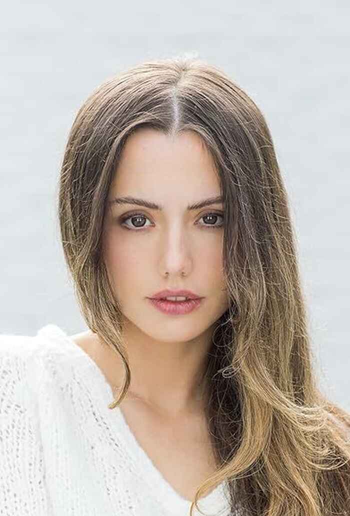 Lily Mo Sheen